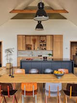 A Mother-and-Child Set of Cabins Form a Single Catskills Ski Retreat - Photo 9 of 22 - 